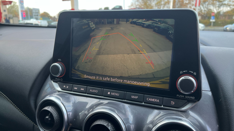 Nissan Juke 1.0 DiG-T 114 N-Connecta 5dr DCT Petrol Hatchback